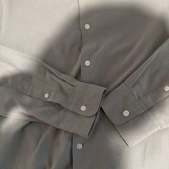 Zara Button Up Collared Shirt - Picture 5 of 5